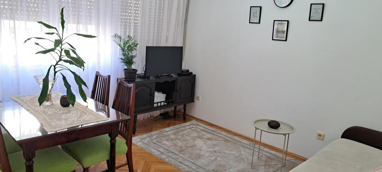 Apartment Bina Tivat Buitenkant foto