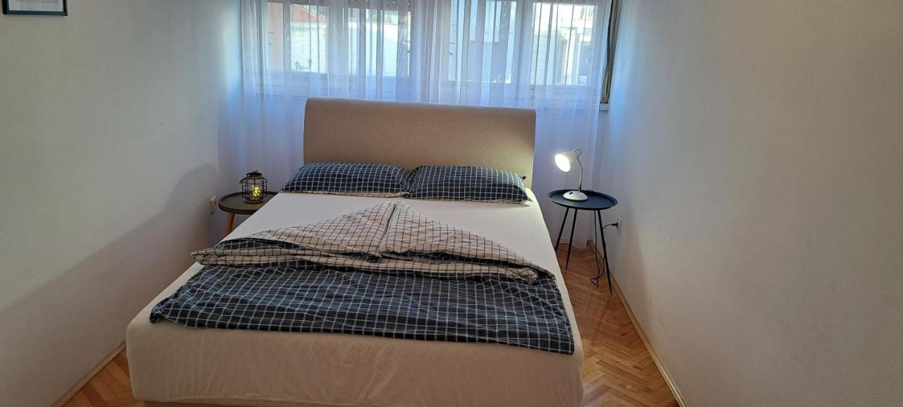Apartment Bina Tivat Buitenkant foto