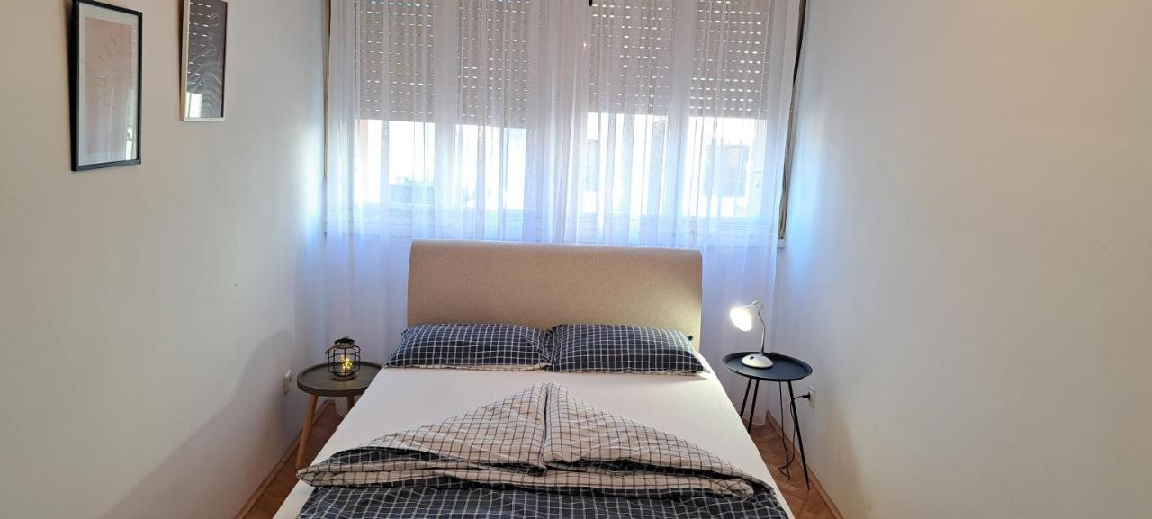 Apartment Bina Tivat Buitenkant foto